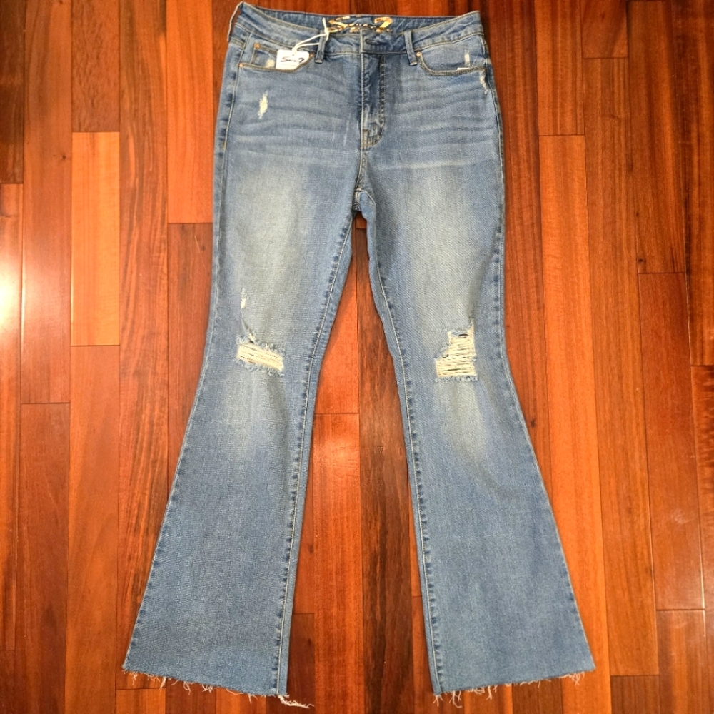 Seven7 Women's Blue Distressed Flare Jeans, Boho, Retro, Sz:8, Light Wash